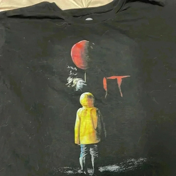 Warner brothers IT crop top tee - Picture 2 of 5